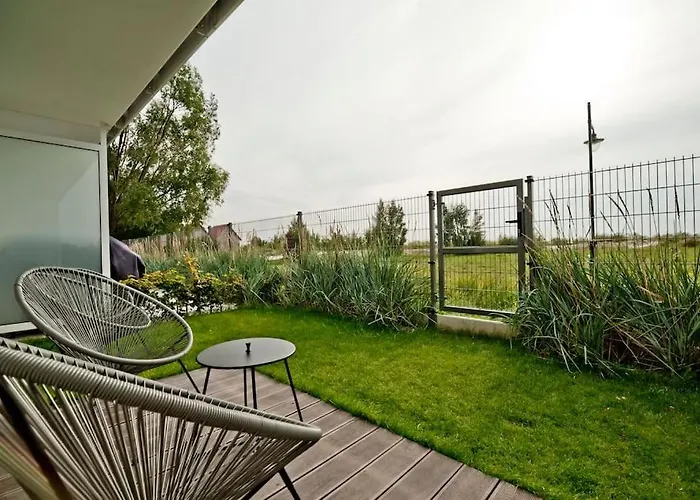 Apartament nad zatoką z ogródkiem Jastarnia